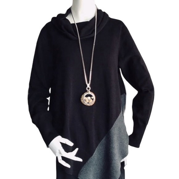 Verve Ami - Asymmetrical Sweater Size S (runs big) - EUC - Picture 5 of 10